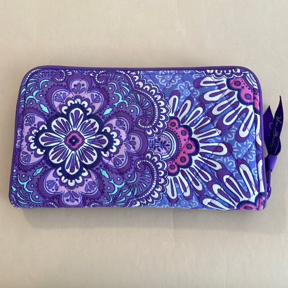 Vera Bradley Zipper Wallet